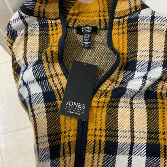 JONES NY SIGNATURE ACCESSORIES TOP. COLOUR - TARTAN PLD MUSTARD. SIZE- L / XL - Picture 9 of 12